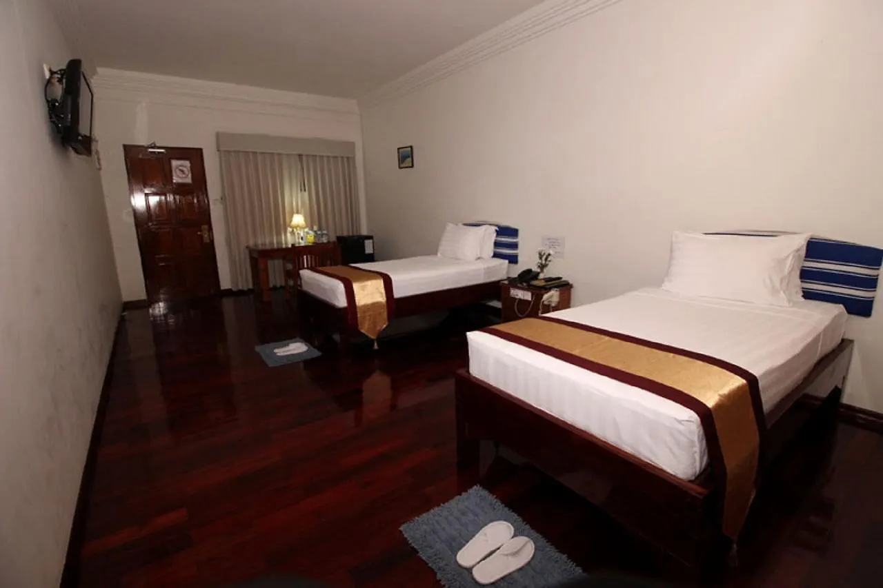 Myanmar Life Hotel Yangon