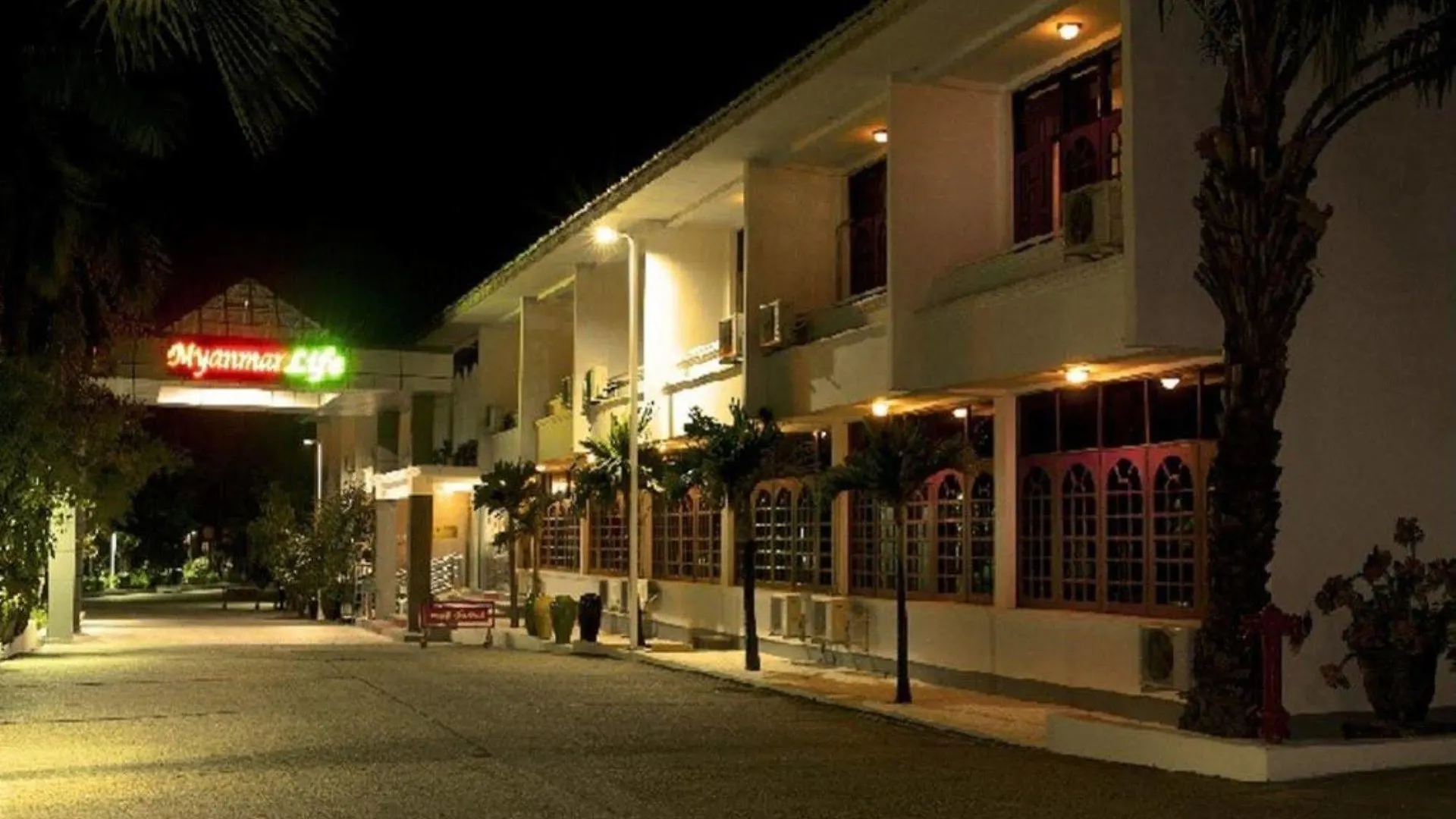 Myanmar Life Hotel Yangon