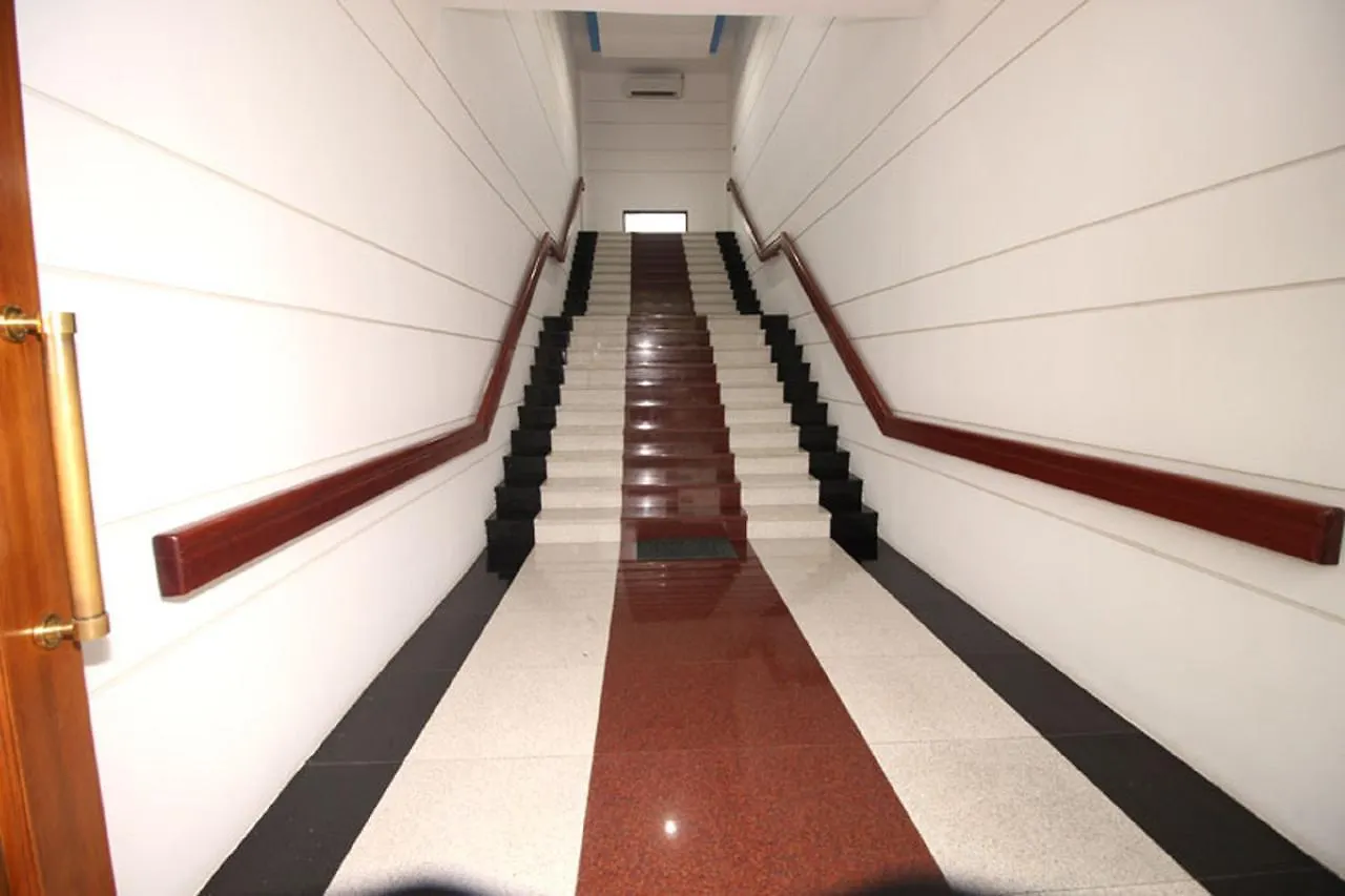 Myanmar Life Hotel Yangon
