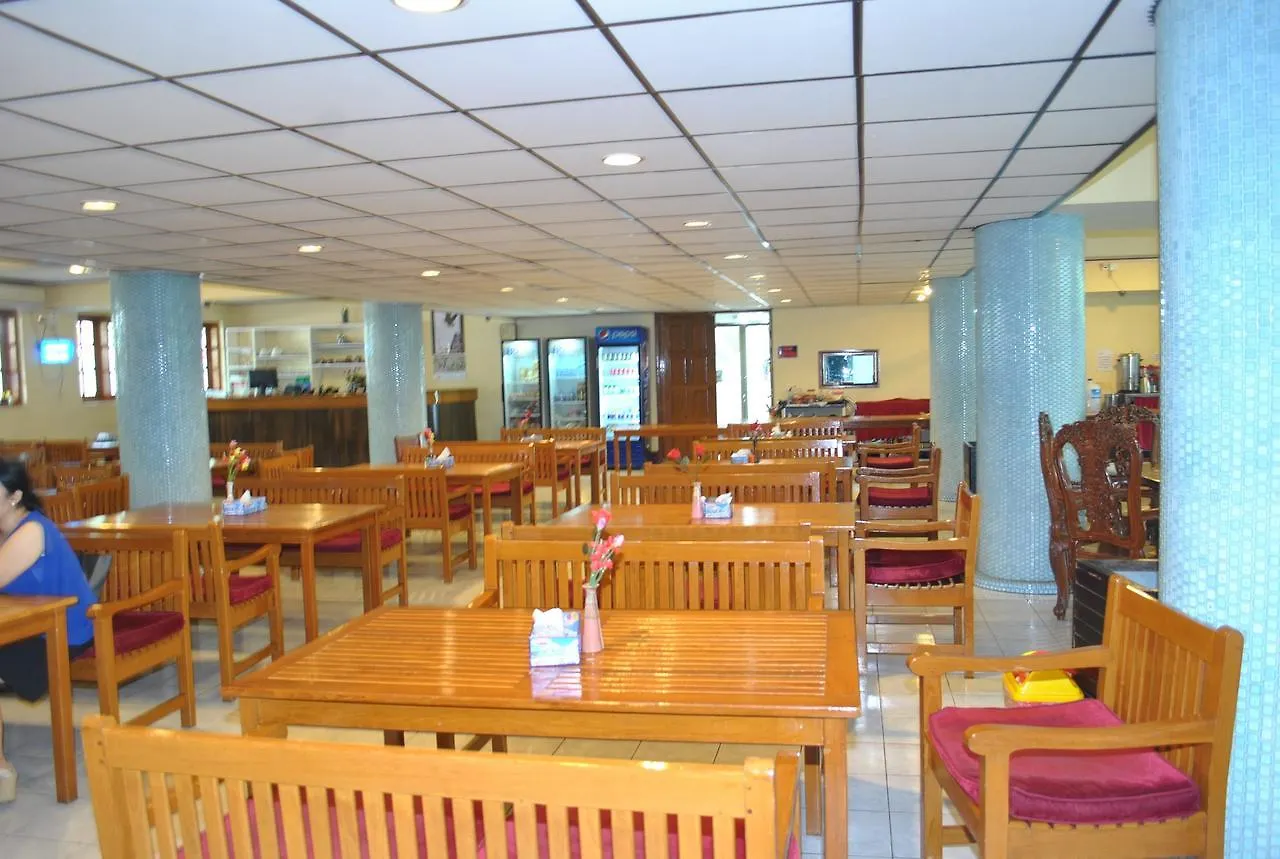 Myanmar Life Hotel Yangon