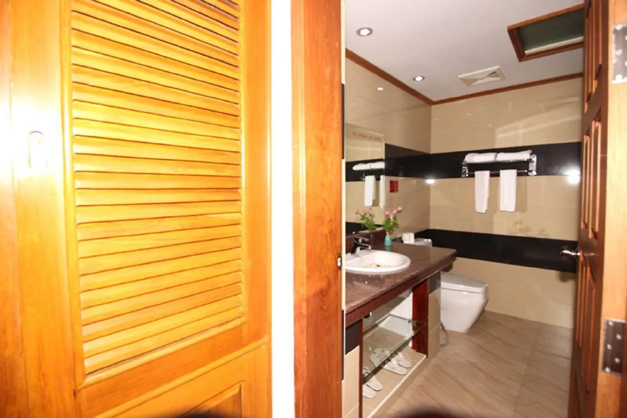 Myanmar Life Hotel Rangum