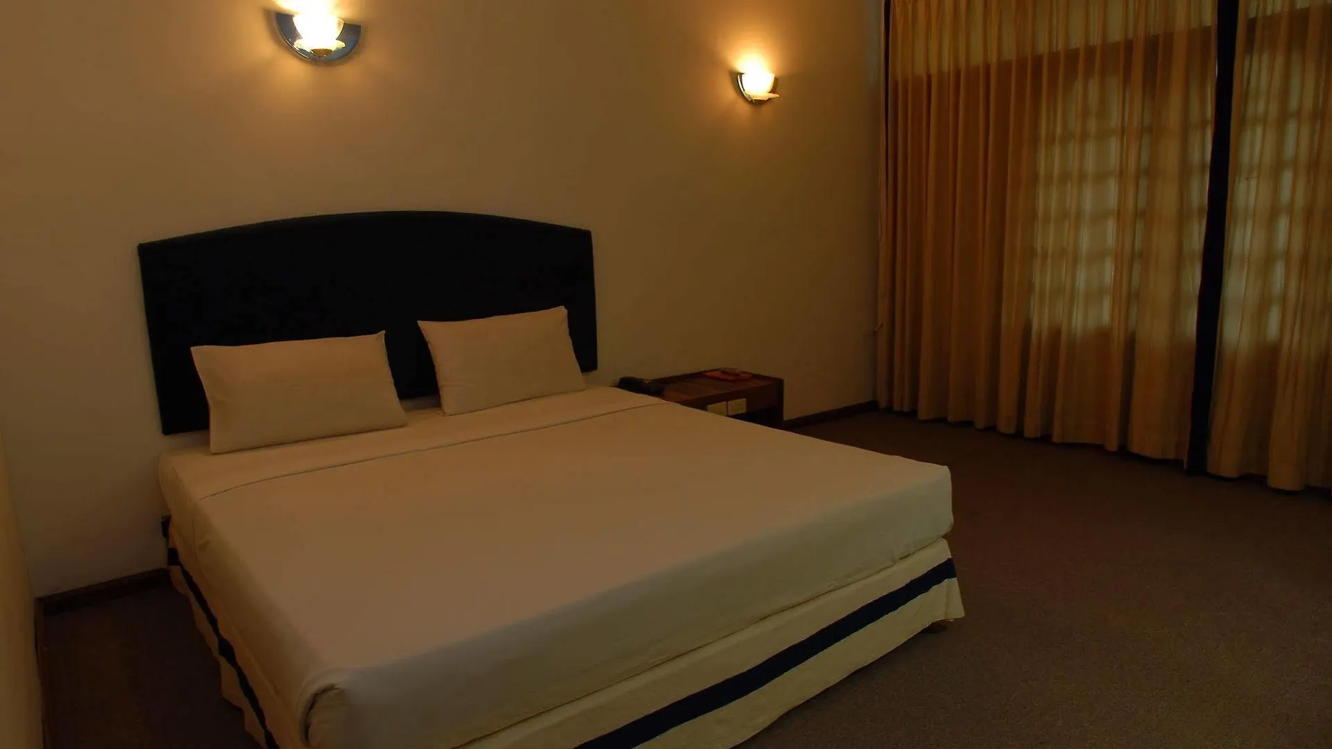 Myanmar Life Hotel Rangum Myanmar